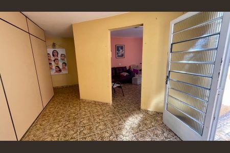 Casa à venda com 344m², 6 quartos e 5 vagas Casa à venda com 344m², 6 quartos e 5 vagasHall de entrada