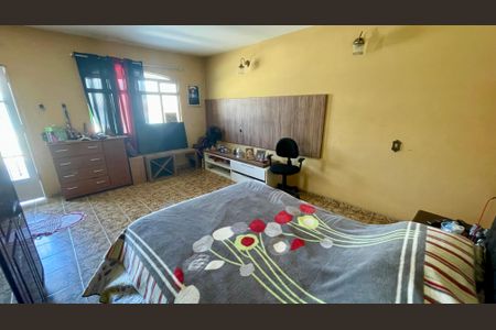 Casa à venda com 344m², 6 quartos e 5 vagas Casa à venda com 344m², 6 quartos e 5 vagasQuarto 2