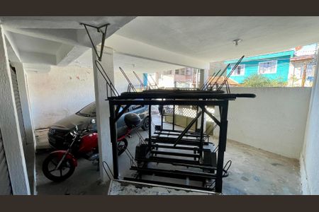 Casa à venda com 344m², 6 quartos e 5 vagas Casa à venda com 344m², 6 quartos e 5 vagasGaragem