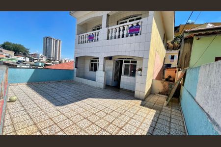 Casa à venda com 344m², 6 quartos e 5 vagas Casa à venda com 344m², 6 quartos e 5 vagasSacada Quarto 2