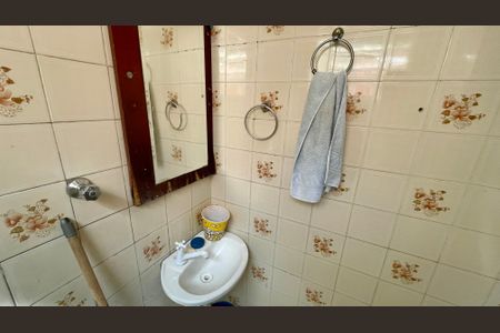 Casa à venda com 344m², 6 quartos e 5 vagas Casa à venda com 344m², 6 quartos e 5 vagasBanheiro de Serviço