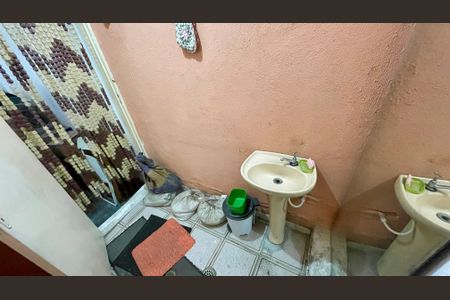 Casa à venda com 344m², 6 quartos e 5 vagas Casa à venda com 344m², 6 quartos e 5 vagasÁrea comum - Lavabo