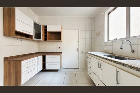 Apartamento à venda com 112m², 3 quartos e 1 vaga Apartamento à venda com 112m², 3 quartos e 1 vagaCozinha