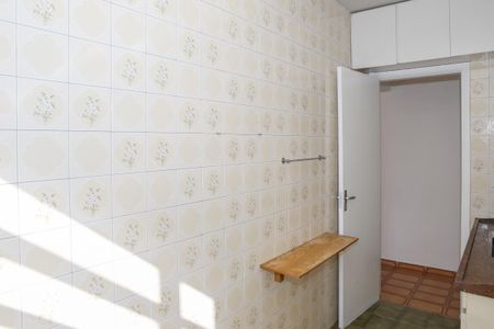 Apartamento à venda com 58m², 1 quarto e sem vagaCozinha e Área de Serviço