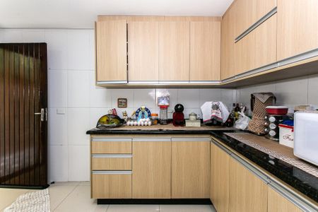 Casa à venda com 159m², 3 quartos e 2 vagasCozinha