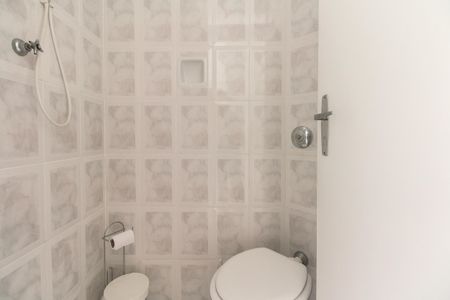 Casa à venda com 120m², 3 quartos e 1 vaga Casa à venda com 120m², 3 quartos e 1 vaga Banheiro de Serviço