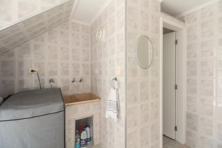 Casa à venda com 120m², 3 quartos e 1 vaga Casa à venda com 120m², 3 quartos e 1 vagaÁrea de Serviço