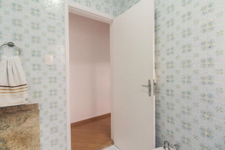 Casa à venda com 120m², 3 quartos e 1 vaga Casa à venda com 120m², 3 quartos e 1 vagaBanheiro