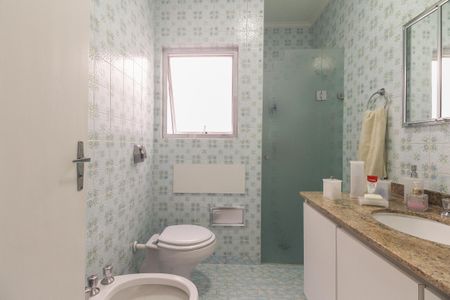 Casa à venda com 120m², 3 quartos e 1 vaga Casa à venda com 120m², 3 quartos e 1 vagaBanheiro