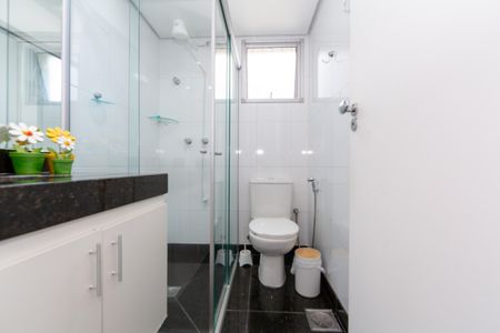 Apartamento à venda com 145m², 4 quartos e 2 vagasBanheiro 1