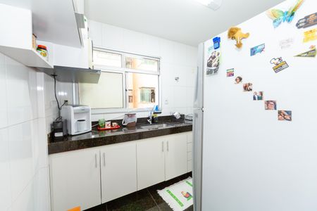Apartamento à venda com 145m², 4 quartos e 2 vagasCozinha