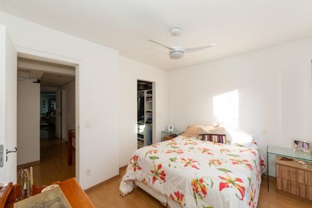 Apartamento à venda com 145m², 4 quartos e 2 vagasQuarto 3