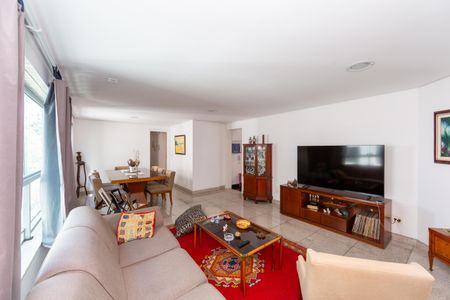 Apartamento à venda com 145m², 4 quartos e 2 vagasSala