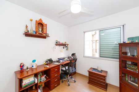 Apartamento à venda com 145m², 4 quartos e 2 vagasQuarto 4