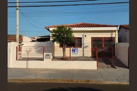 Casa à venda com 163m², 4 quartos e 1 vaga