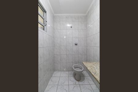 Casa à venda com 105m², 3 quartos e 2 vagasBanheiro