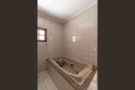 Casa à venda com 105m², 3 quartos e 2 vagasBanheiro Suíte 3