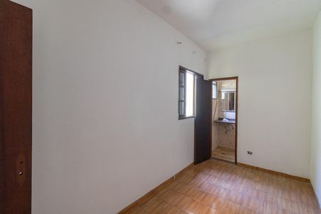 Casa à venda com 105m², 3 quartos e 2 vagasSuíte 1