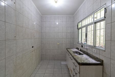 Casa à venda com 105m², 3 quartos e 2 vagasCozinha