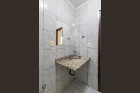 Casa à venda com 105m², 3 quartos e 2 vagasBanheiro