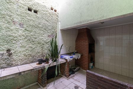Casa à venda com 105m², 3 quartos e 2 vagasChurrasqueira