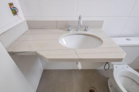 Apartamento à venda com 59m², 2 quartos e 2 vagas Apartamento à venda com 59m², 2 quartos e 2 vagasBanheiro da Suíte