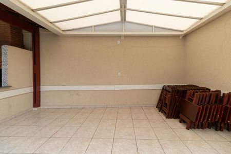 Apartamento à venda com 57m², 2 quartos e 1 vaga Apartamento à venda com 57m², 2 quartos e 1 vagaÁrea comum - Salão de festas