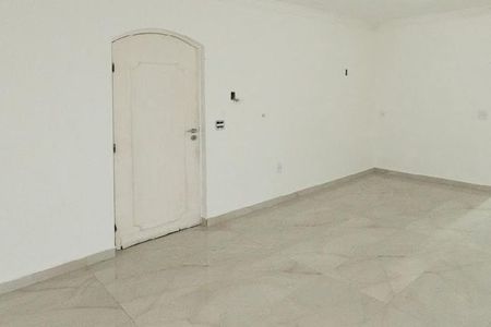 Casa para alugar com 130m², 2 quartos e 2 vagasQuarto 2