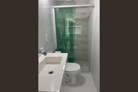 Casa para alugar com 130m², 2 quartos e 2 vagasBanheiro Social