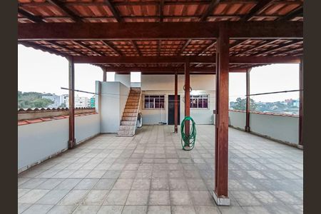 Casa para alugar com 200m², 4 quartos e 8 vagas Casa para alugar com 200m², 4 quartos e 8 vagasÁrea comum