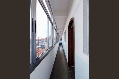 Casa para alugar com 200m², 4 quartos e 8 vagas Casa para alugar com 200m², 4 quartos e 8 vagasCorredor