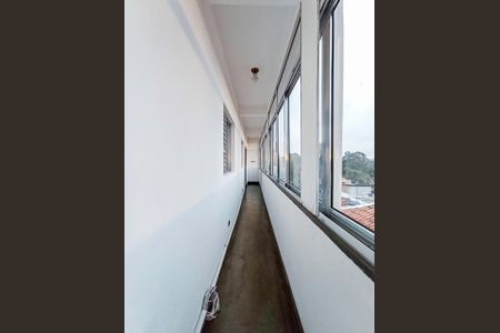 Casa para alugar com 200m², 4 quartos e 8 vagas Casa para alugar com 200m², 4 quartos e 8 vagasCorredor