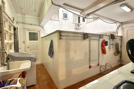 Apartamento à venda com 288m², 4 quartos e 2 vagasÁrea de Serviço