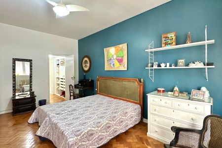 Apartamento à venda com 288m², 4 quartos e 2 vagasSuíte 