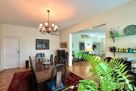 Apartamento à venda com 288m², 4 quartos e 2 vagasSala