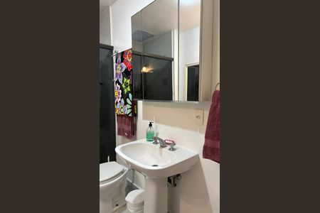 Apartamento à venda com 288m², 4 quartos e 2 vagasBanheiro Social