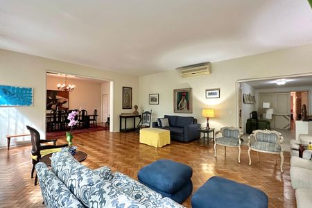 Apartamento à venda com 288m², 4 quartos e 2 vagasSala