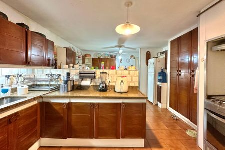 Apartamento à venda com 288m², 4 quartos e 2 vagasCozinha