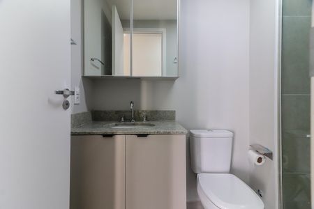 Apartamento à venda com 69m², 2 quartos e 1 vagaBanheiro Social