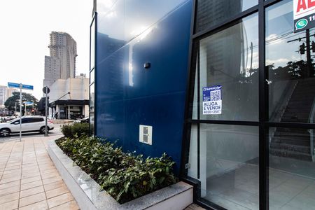 Apartamento à venda com 69m², 2 quartos e 1 vagaFachada e Plaquinha