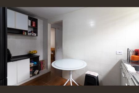 Apartamento à venda com 48m², 2 quartos e 1 vaga Apartamento à venda com 48m², 2 quartos e 1 vagaCozinha