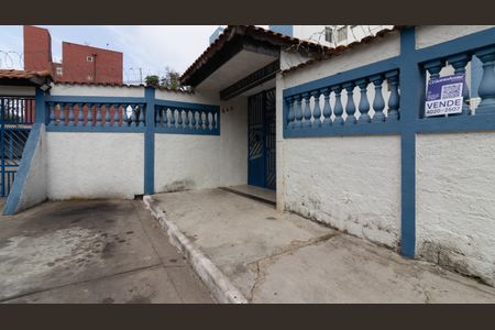 Apartamento à venda com 48m², 2 quartos e 1 vaga Apartamento à venda com 48m², 2 quartos e 1 vagaFachada e Plaquinha