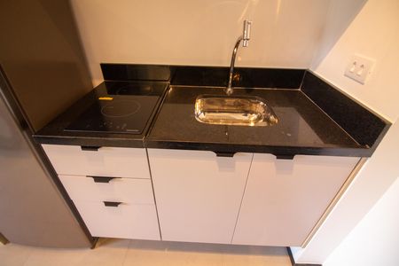 Cozinha de kitnet/studio à venda com 1 quarto, 22m² em Santo Amaro, São Paulo