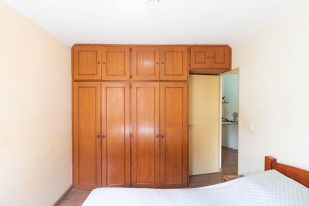 Apartamento à venda com 57m², 2 quartos e 1 vagaQuarto 2