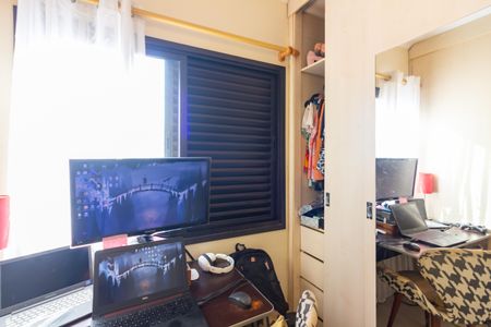 Apartamento à venda com 78m², 3 quartos e 1 vagaEscritório