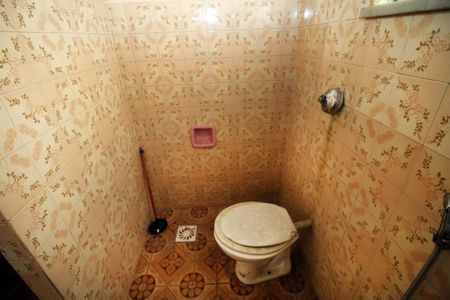 Casa à venda com 155m², 4 quartos e 5 vagasBanheiro