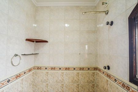 Casa para alugar com 157m², 3 quartos e 2 vagas Casa para alugar com 157m², 3 quartos e 2 vagasBanheiro Social