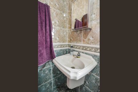 Casa para alugar com 157m², 3 quartos e 2 vagas Casa para alugar com 157m², 3 quartos e 2 vagasBanheiro da Suíte