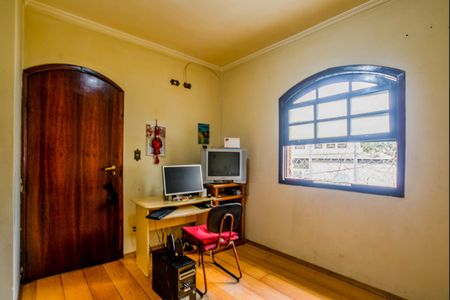 Casa para alugar com 157m², 3 quartos e 2 vagas Casa para alugar com 157m², 3 quartos e 2 vagasQuarto 2