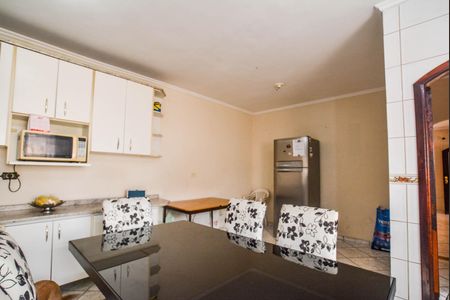 Casa para alugar com 157m², 3 quartos e 2 vagas Casa para alugar com 157m², 3 quartos e 2 vagasCozinha